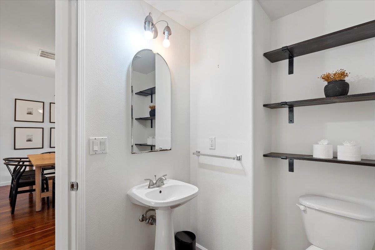 7 Kaloapelu Way Unit: Unit 4B