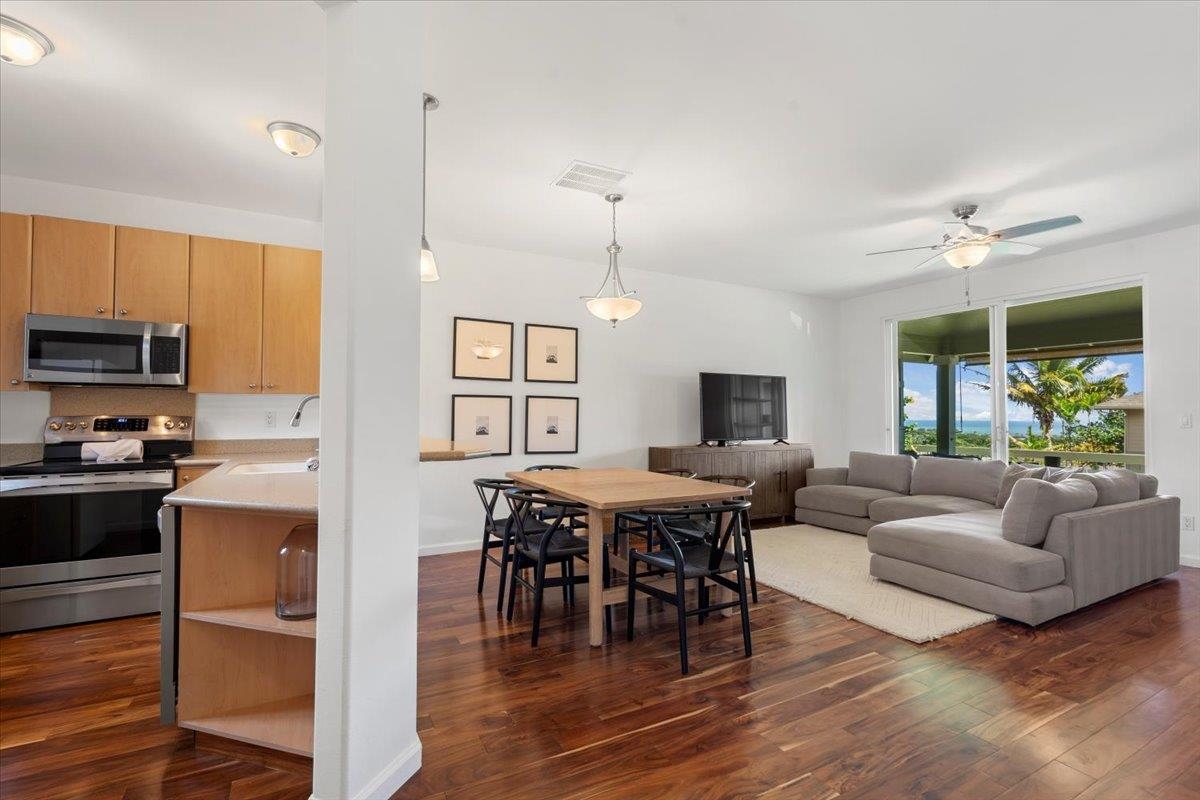 7 Kaloapelu Way Unit: Unit 4B