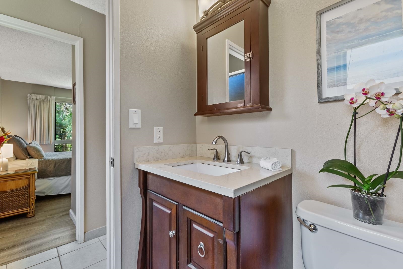 280 HAUOLI St Unit: B-17