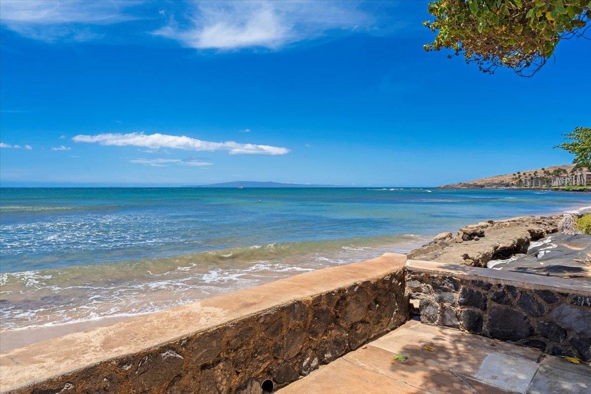 280 HAUOLI St Unit: B-17