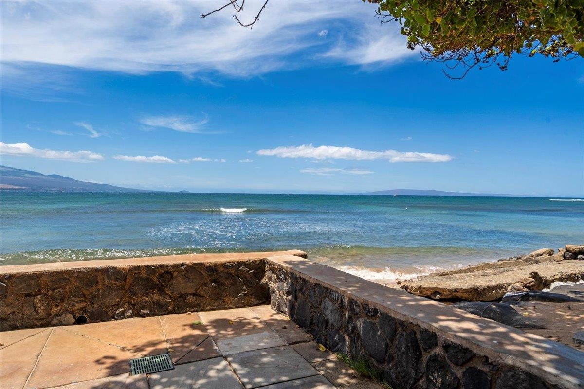 280 HAUOLI St Unit: B-17