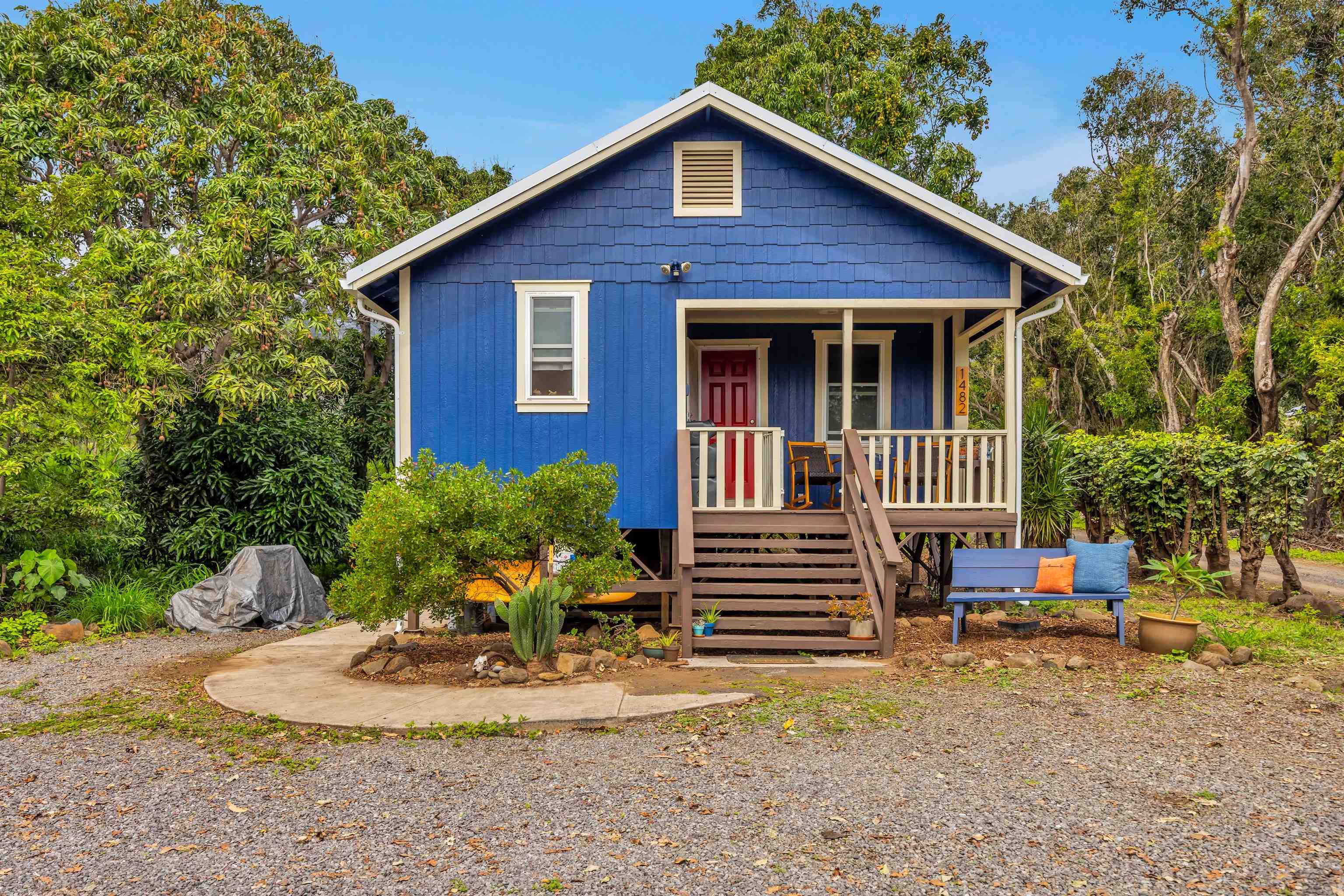 1482 Honoapiilani Hwy