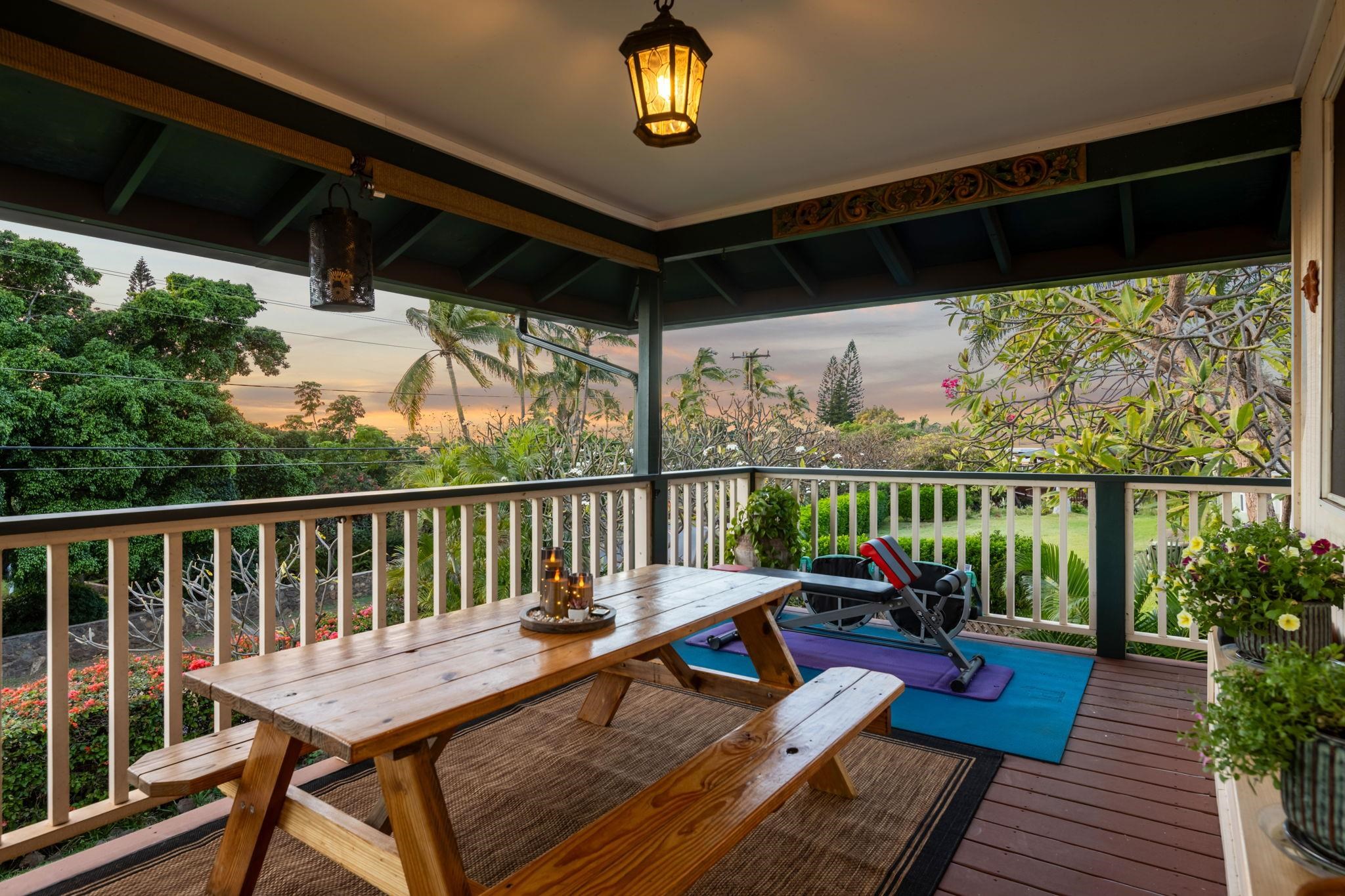 487 Hoala Dr