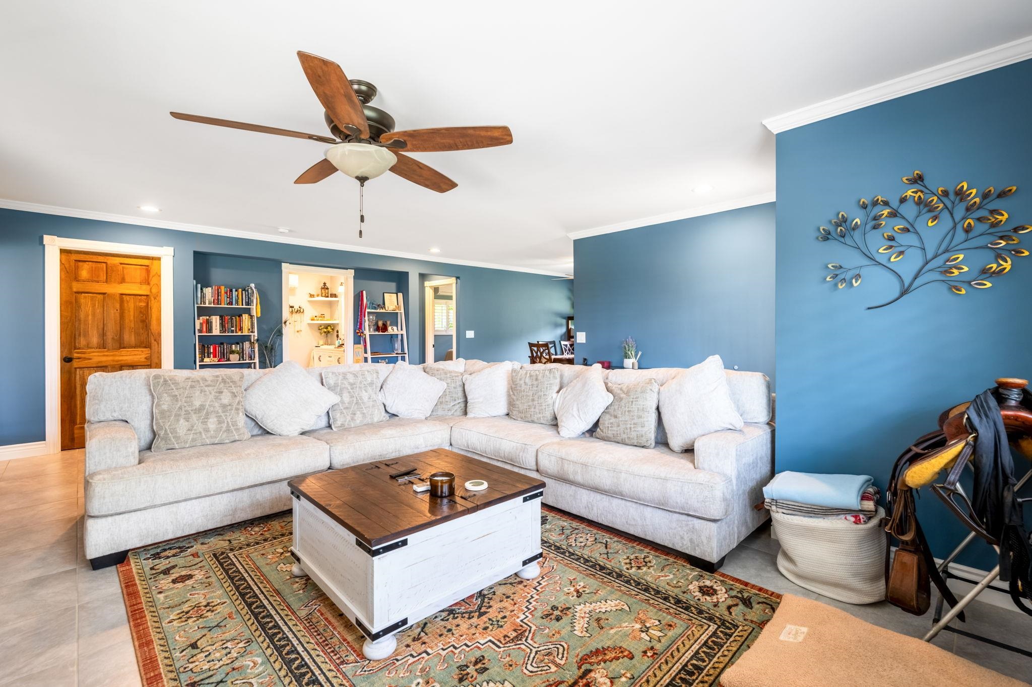 487 Hoala Dr