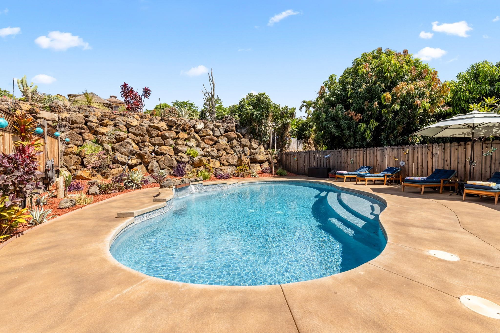487 Hoala Dr