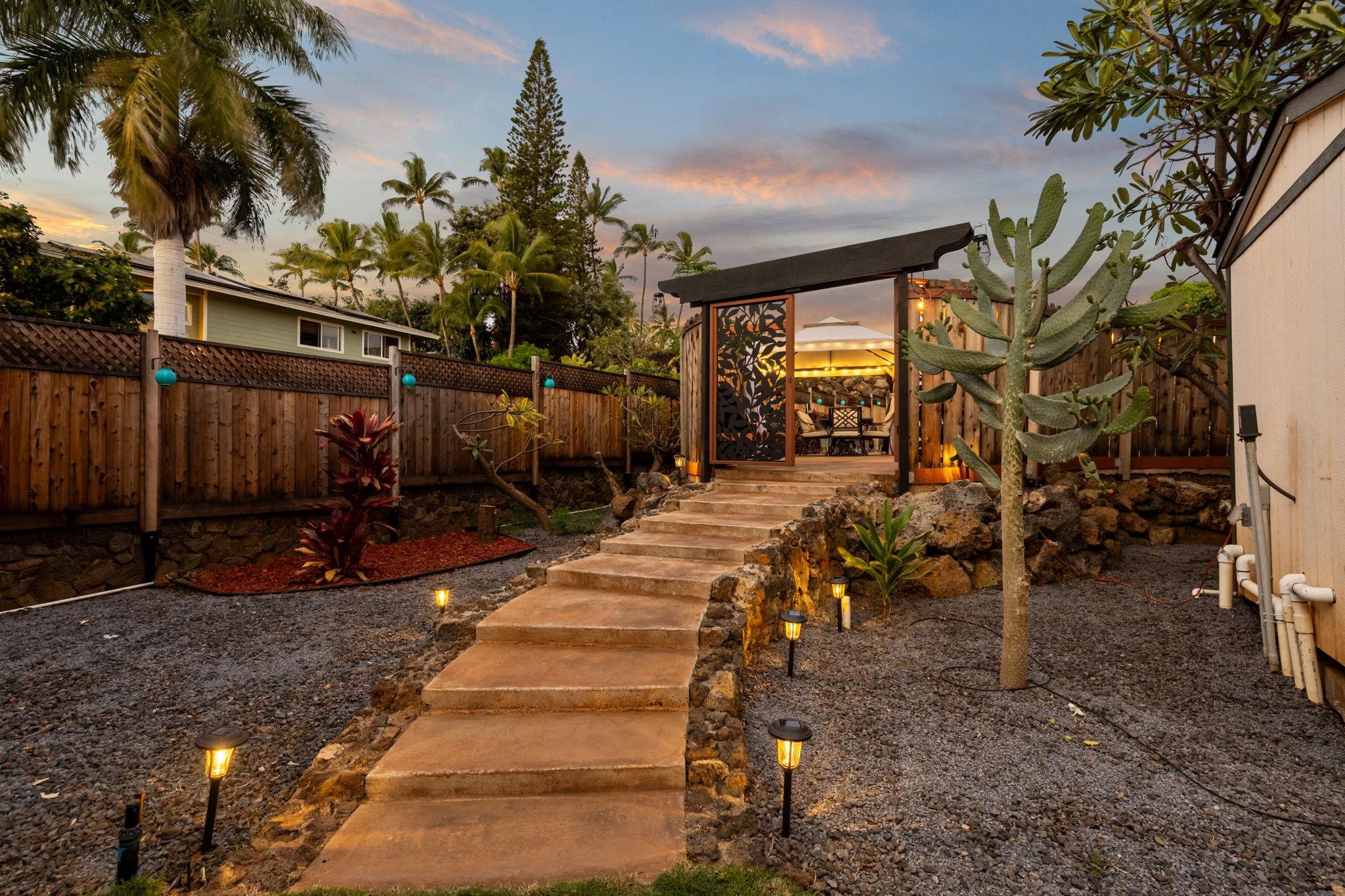 487 Hoala Dr