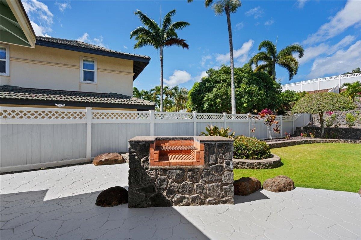 20 Maunaleo St