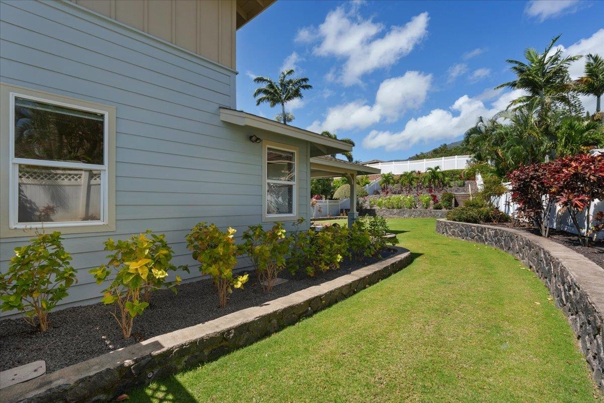 20 Maunaleo St