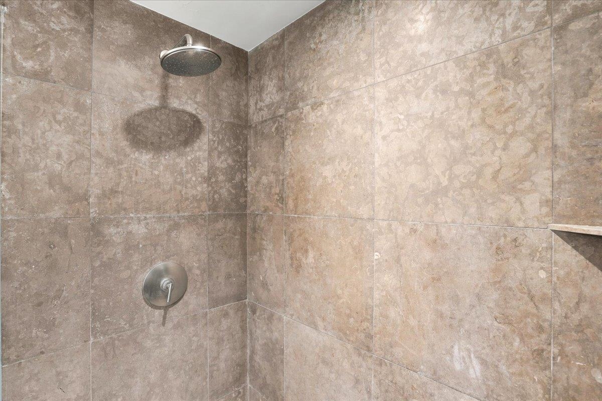 1129 Lower Main St Unit: 407
