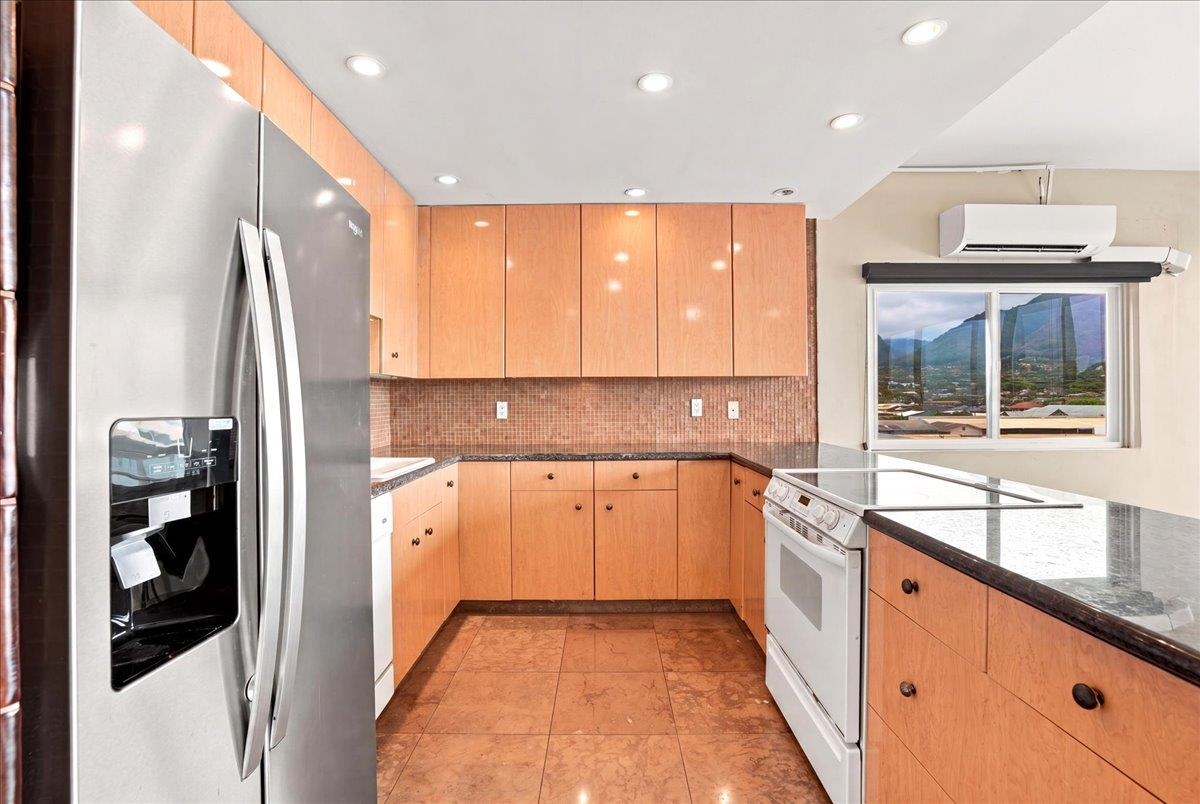1129 Lower Main St Unit: 407