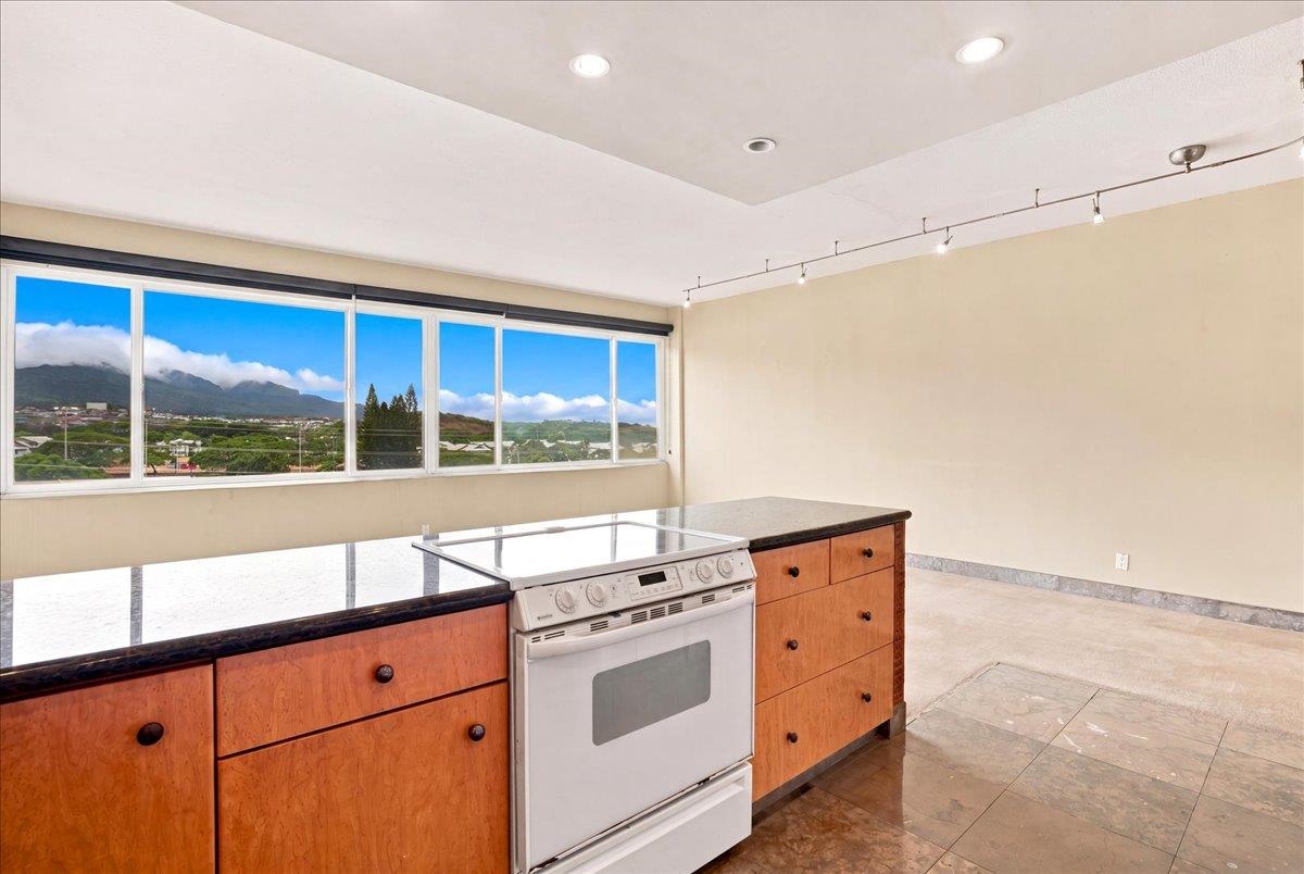 1129 Lower Main St Unit: 407