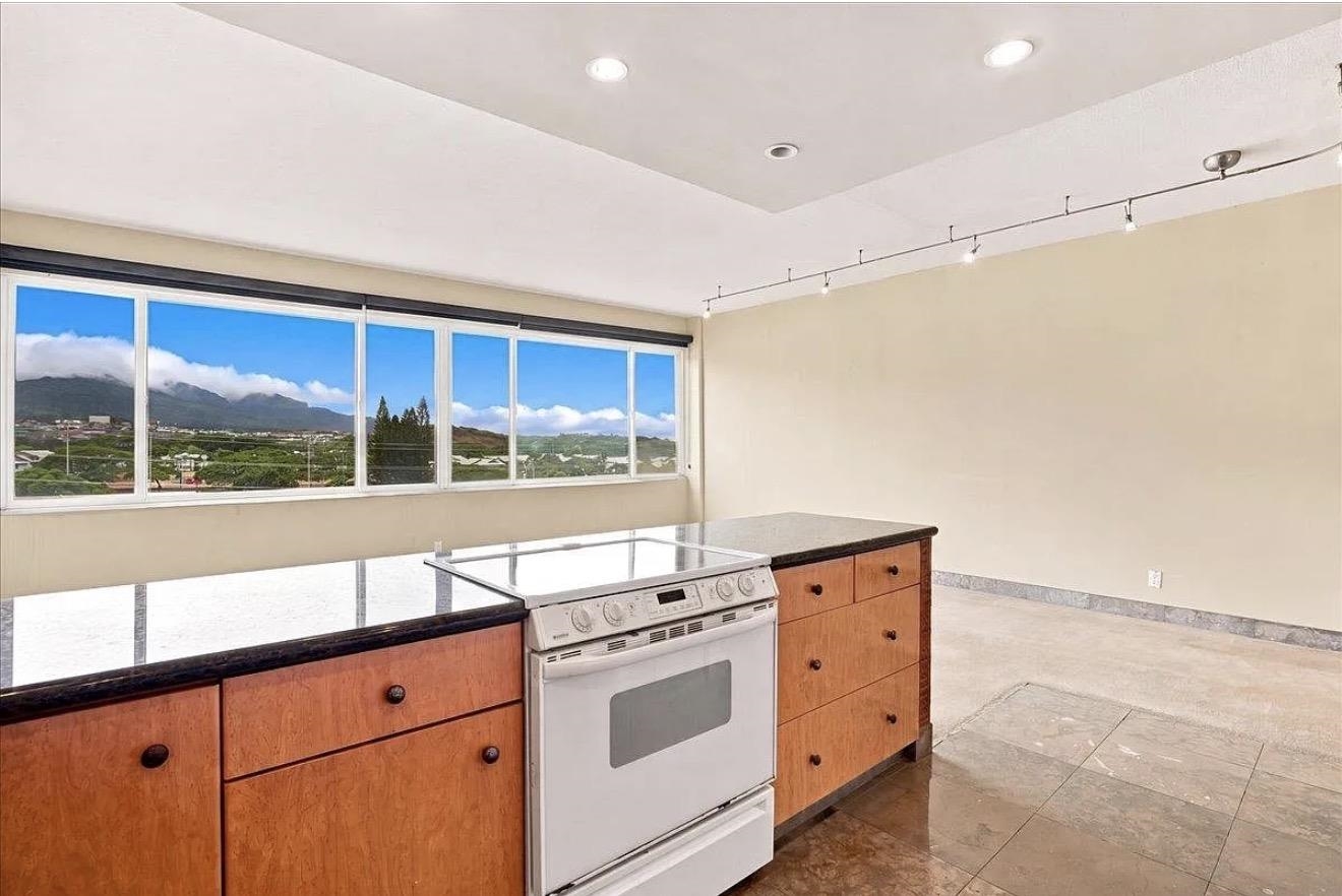 1129 Lower Main St Unit: 407