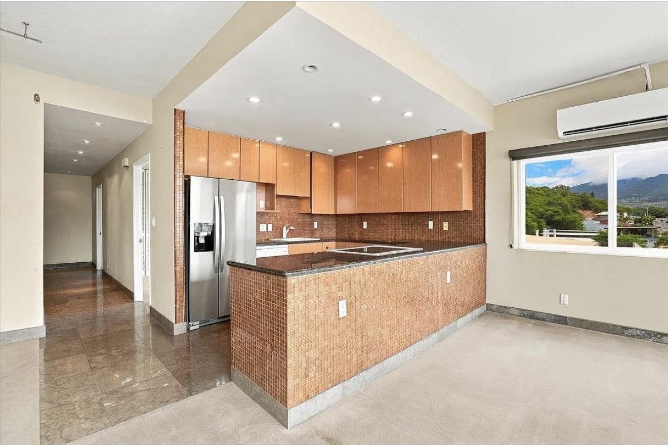 1129 Lower Main St Unit: 407