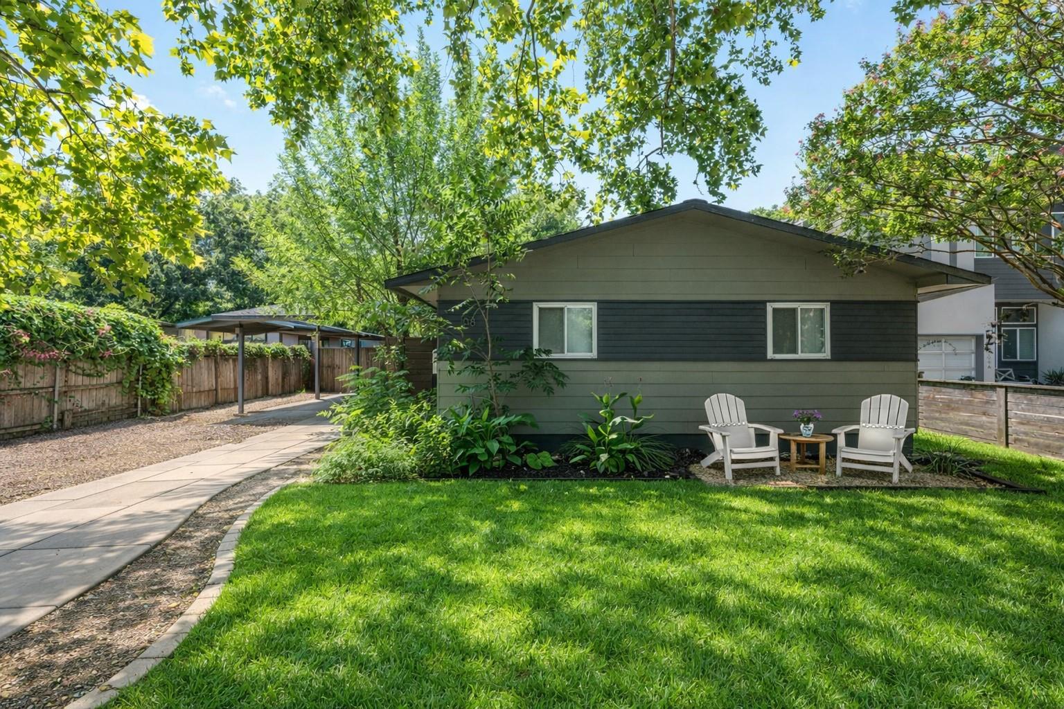 3108 Fontana DR
