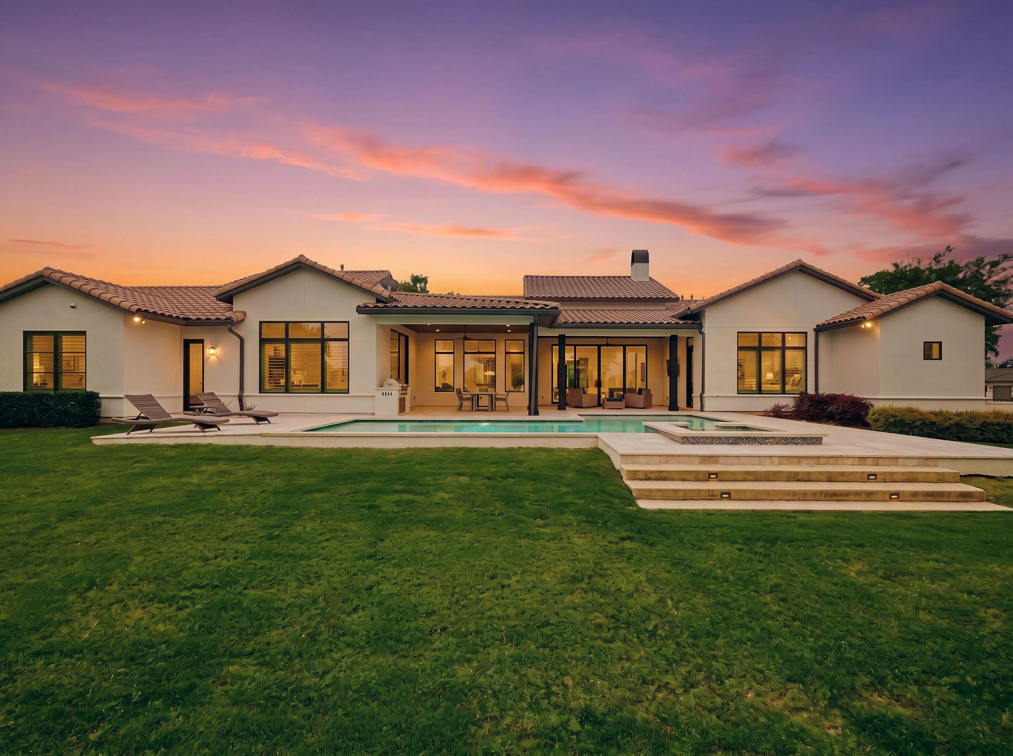 205 Green Leaf LN