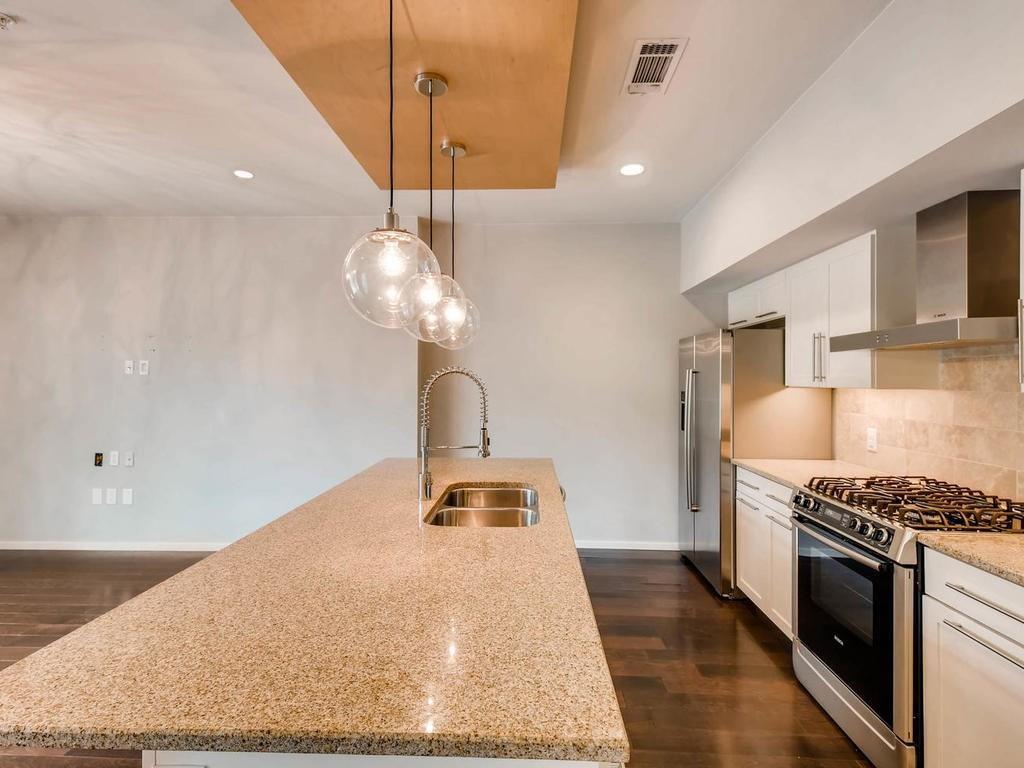 1600 Barton Springs RD # 5208