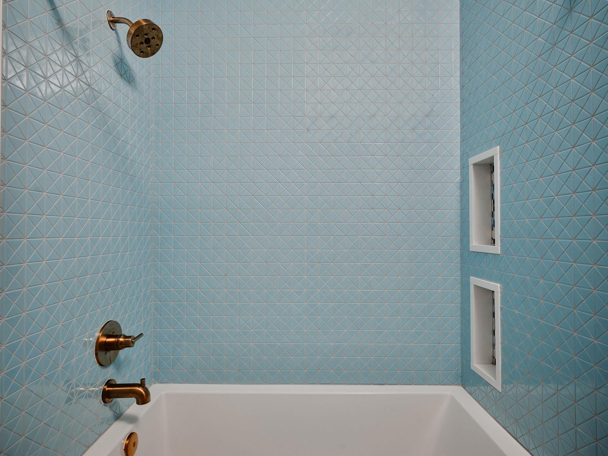 809 Mariposa DR # 1
