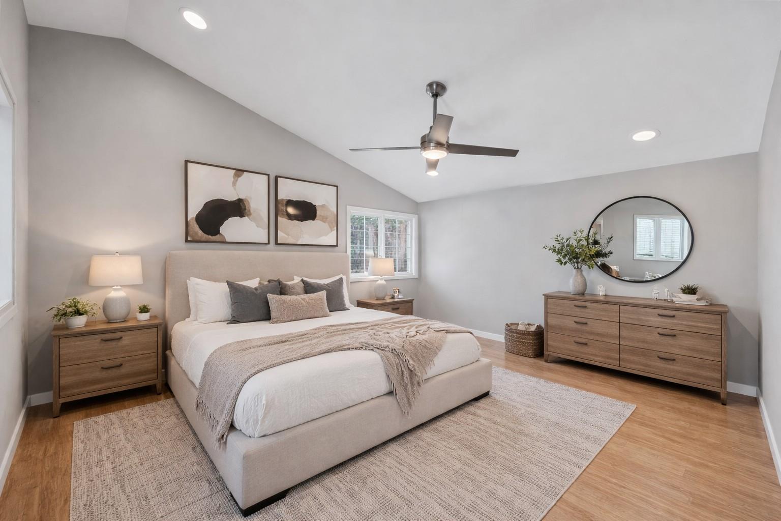 3108 Fontana DR