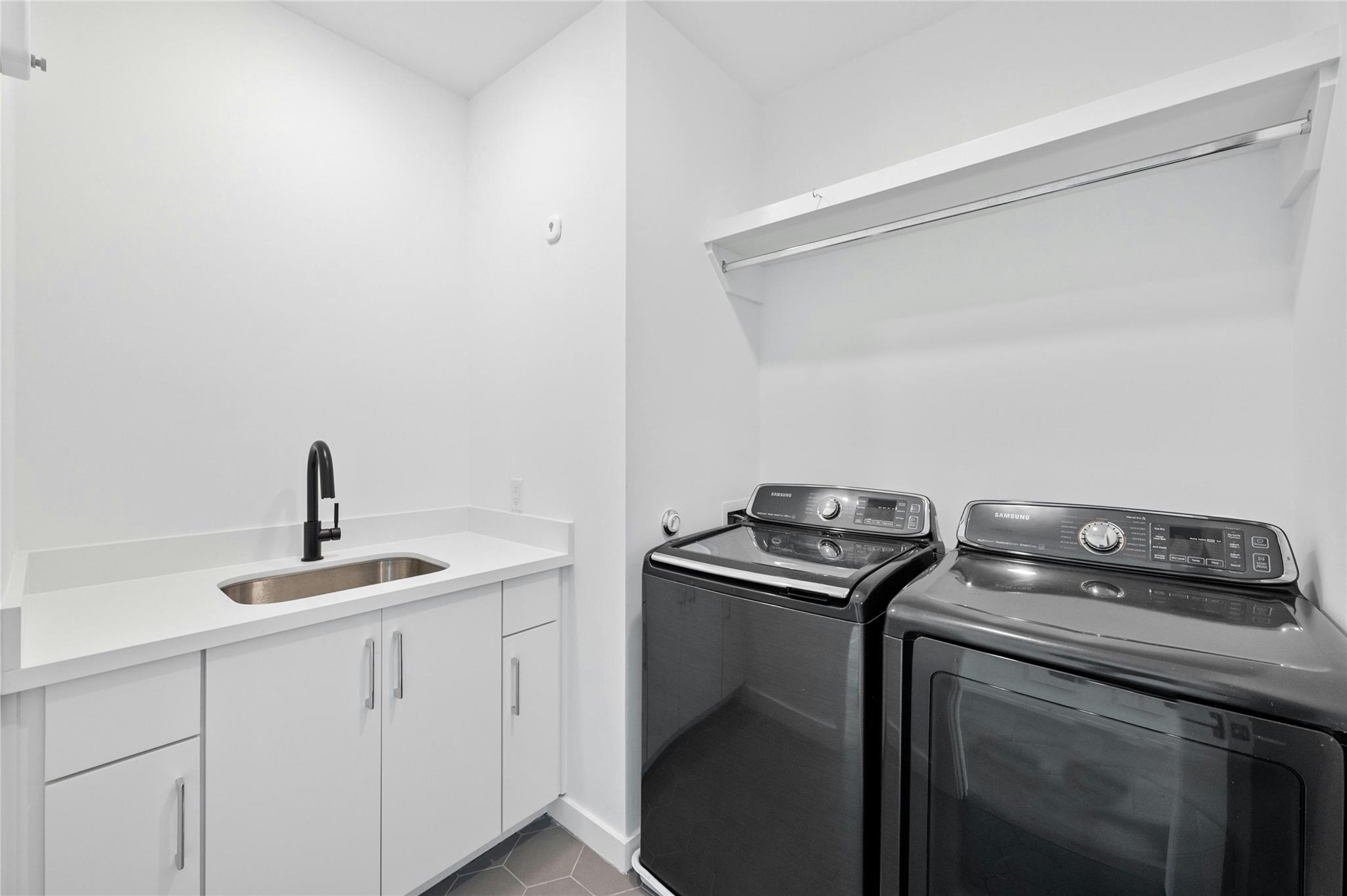 1225 Hillside Ave # 6
