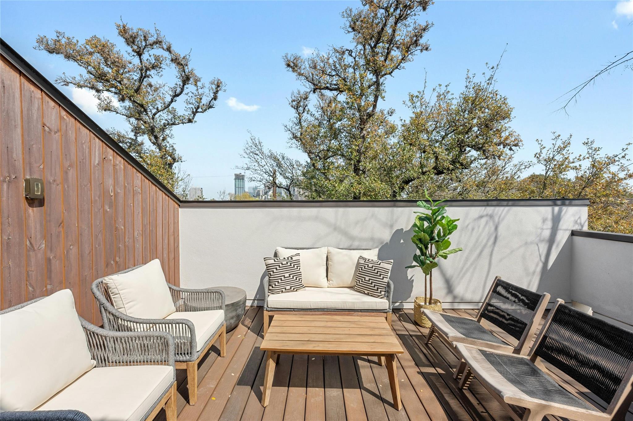 1225 Hillside Ave # 6