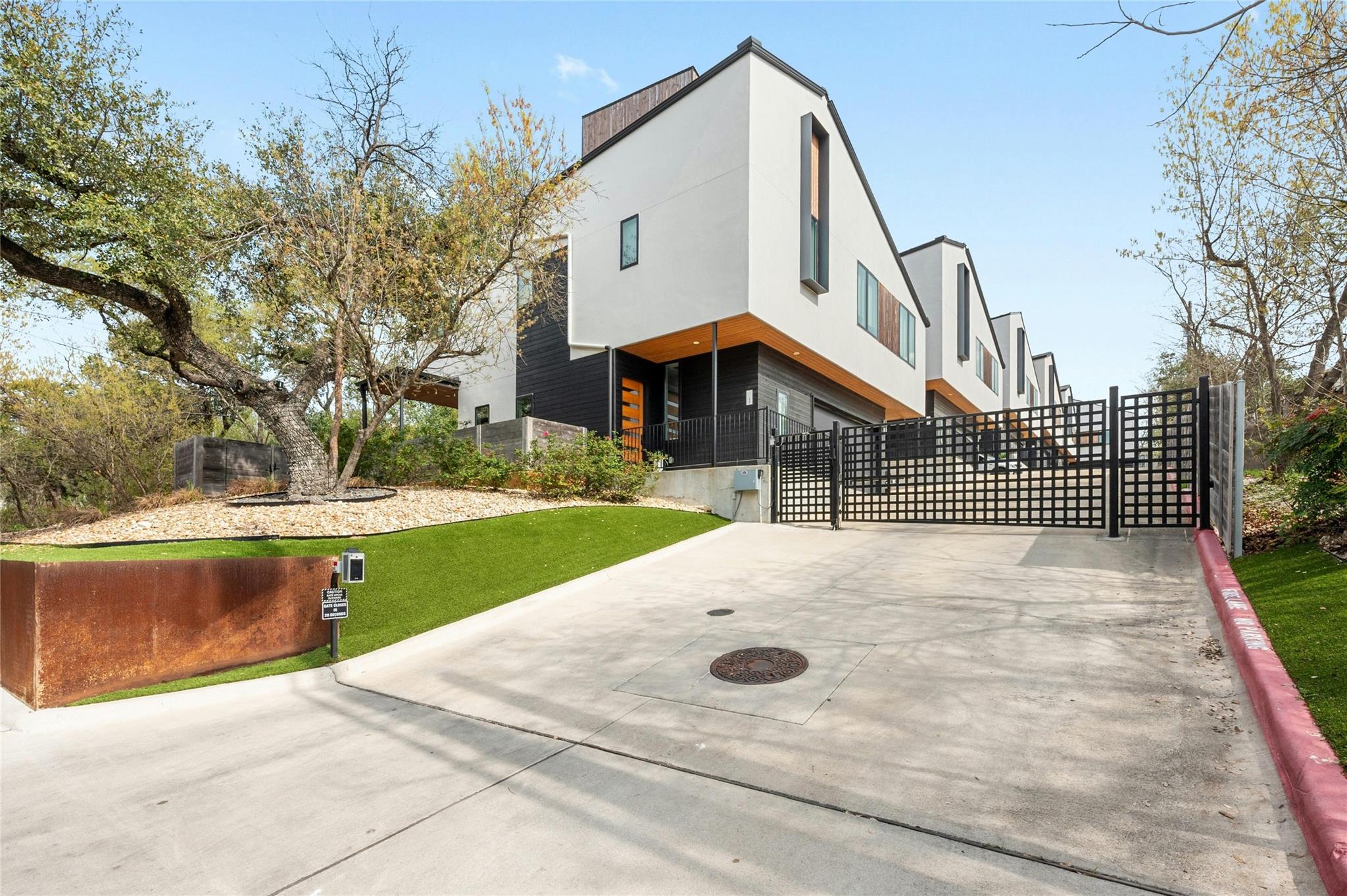 1225 Hillside Ave # 6
