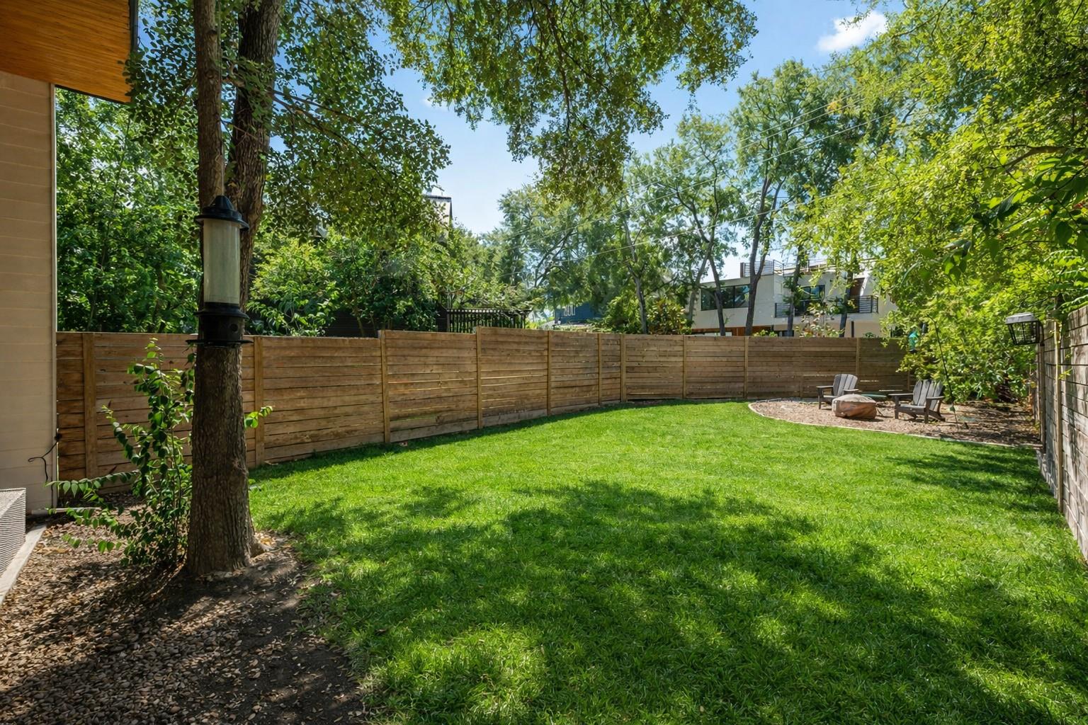 1005 Cardinal LN # B