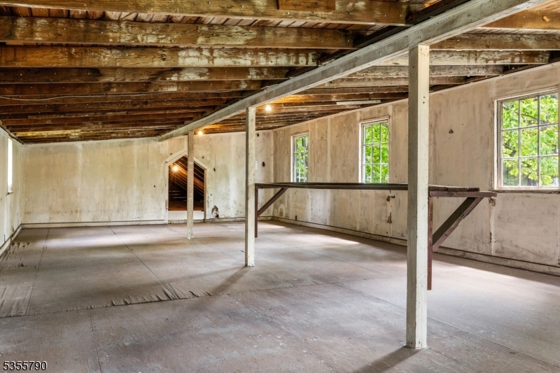 416 Rosemont Ringoes Rd