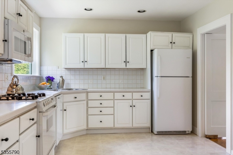 416 Rosemont Ringoes Rd