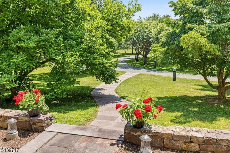 12 Upper Creek Rd