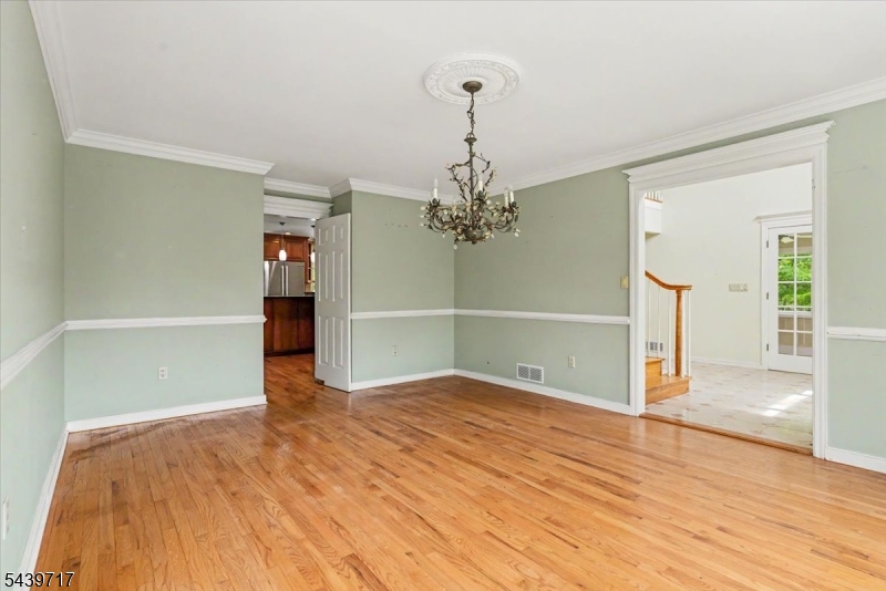 12 Upper Creek Rd