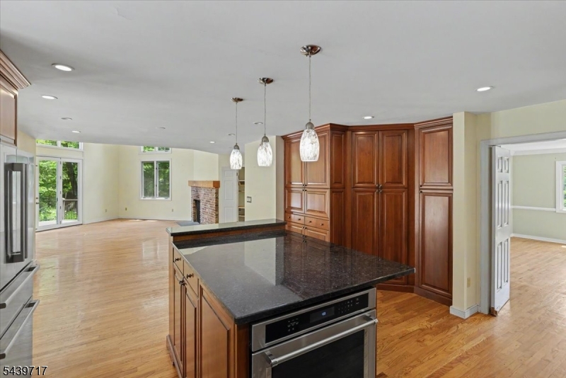 12 Upper Creek Rd