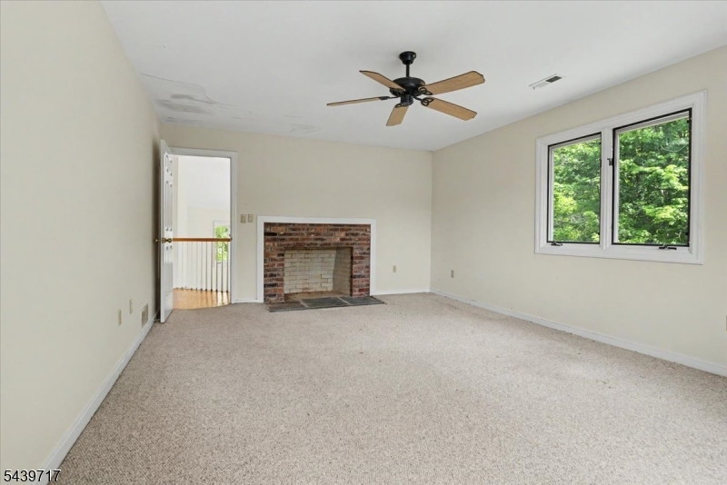 12 Upper Creek Rd
