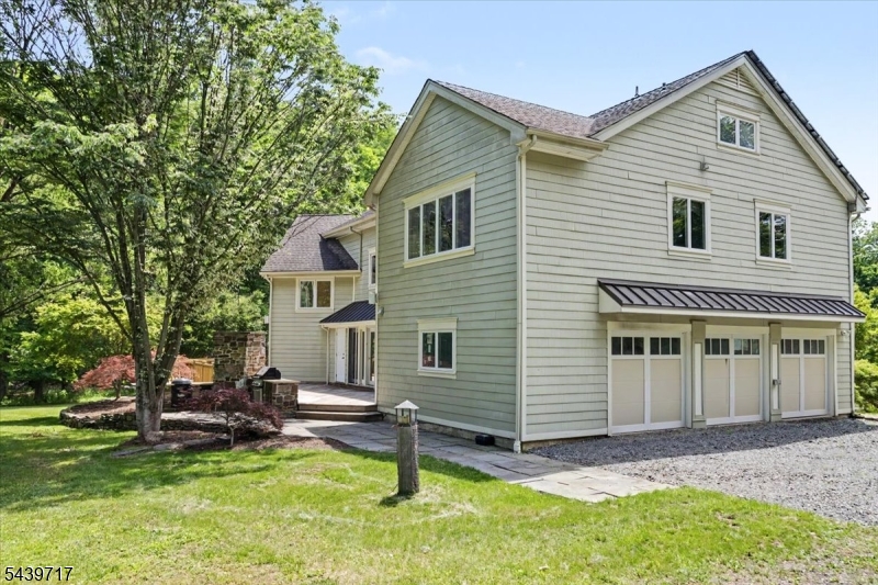 12 Upper Creek Rd
