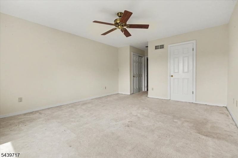 12 Upper Creek Rd