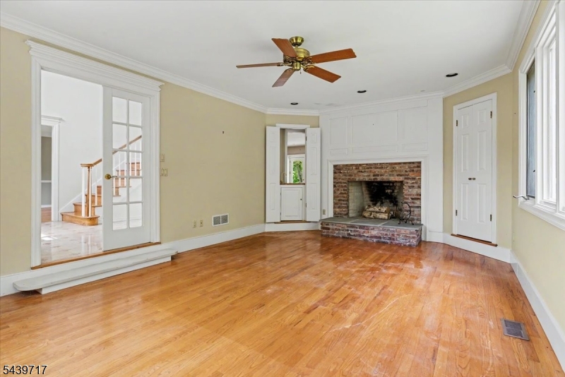 12 Upper Creek Rd