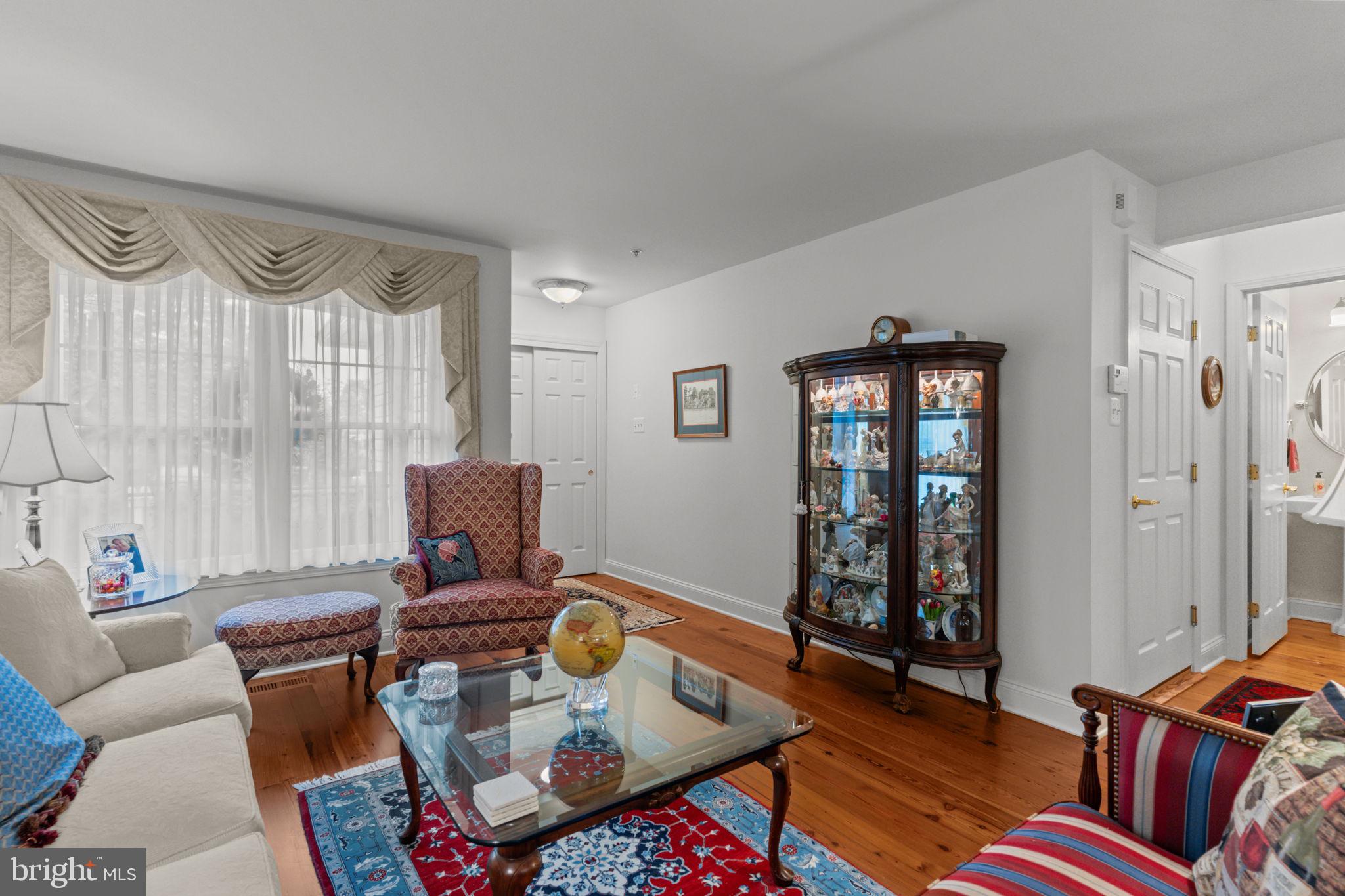 855 Breckinridge Ct #118