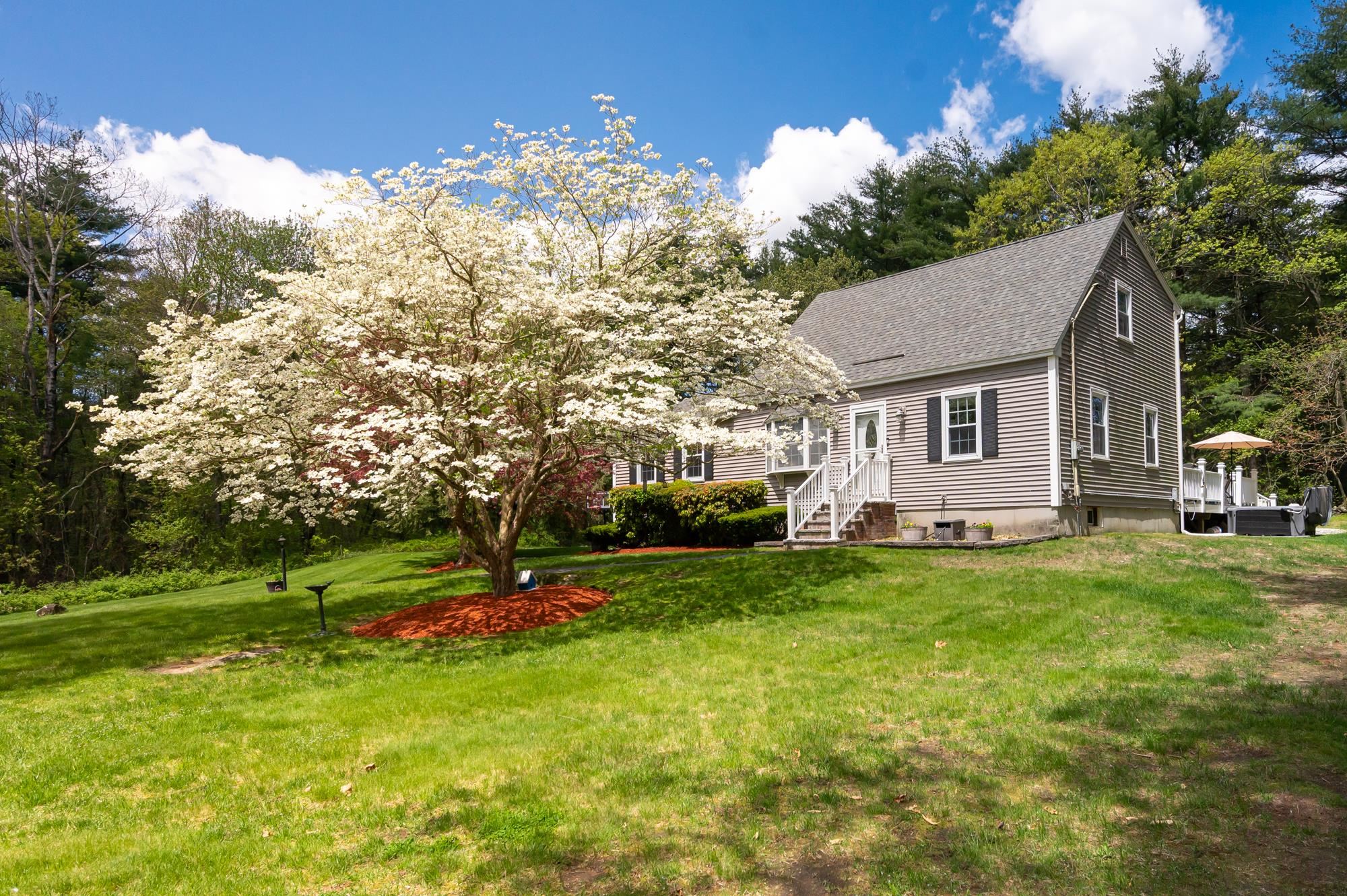 16 Cindy Avenue