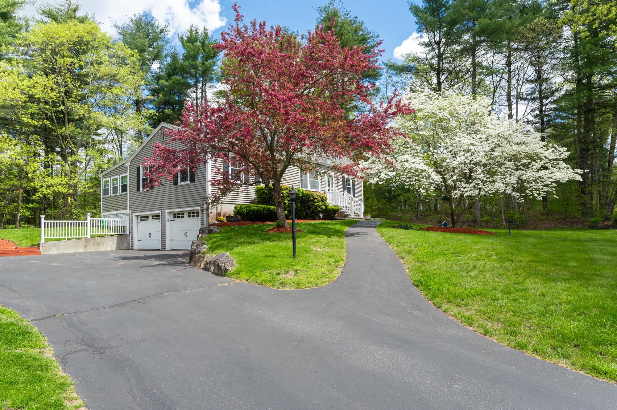 16 Cindy Avenue