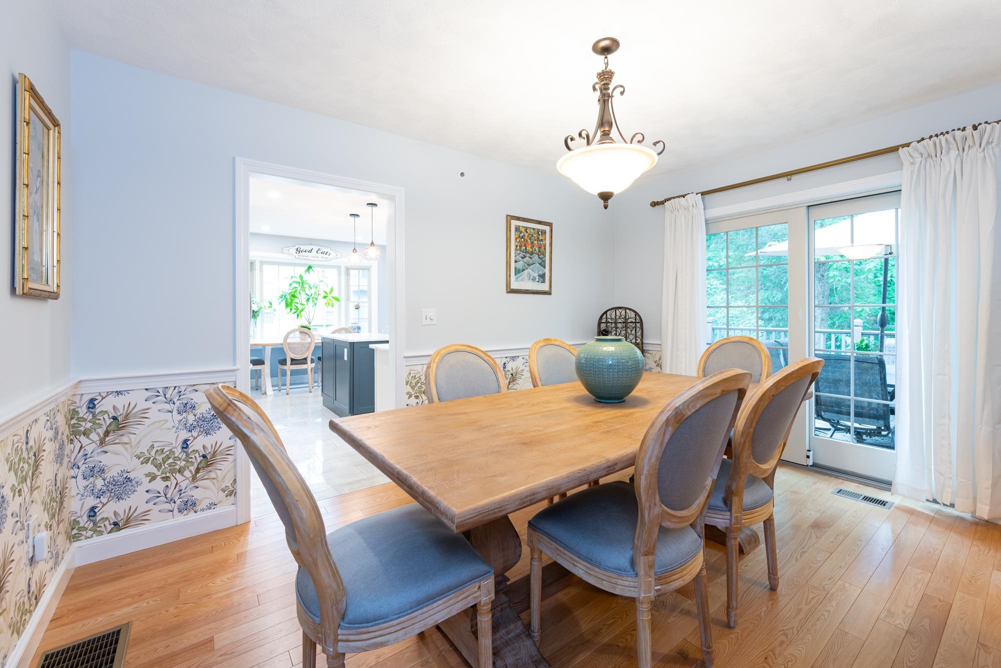 23 Lexington Drive Unit: 23