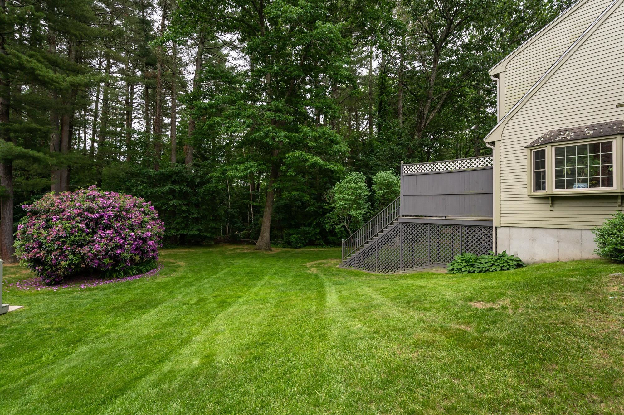 23 Lexington Drive Unit: 23