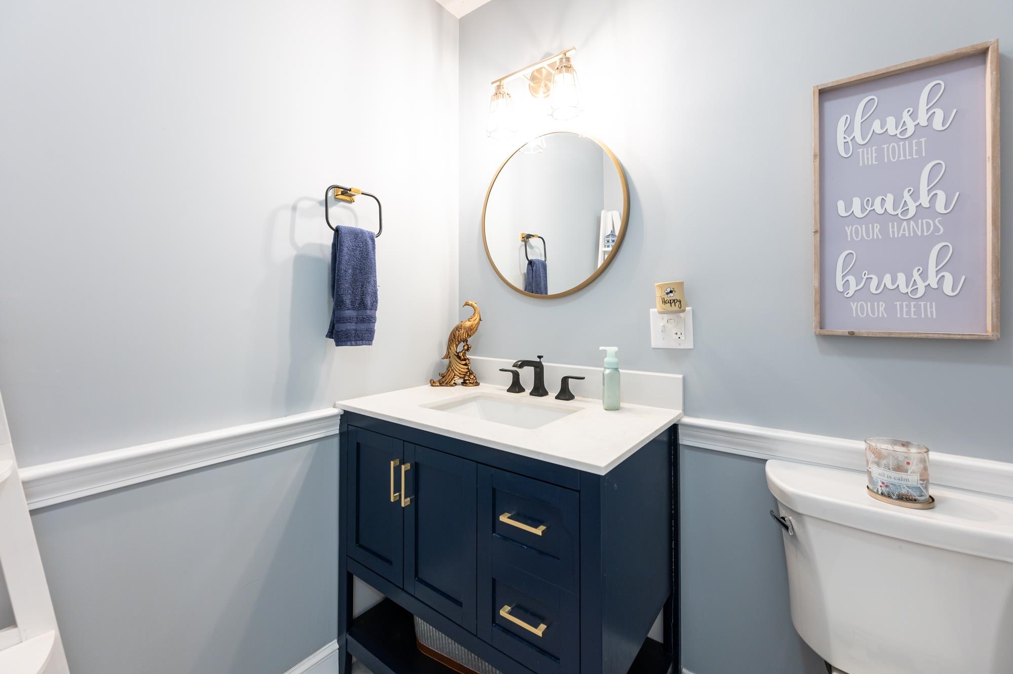 23 Lexington Drive Unit: 23