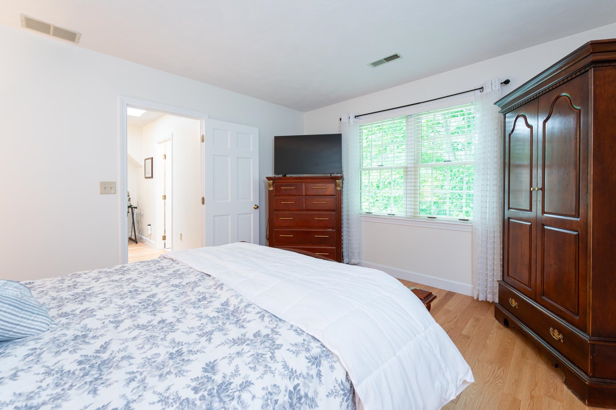23 Lexington Drive Unit: 23