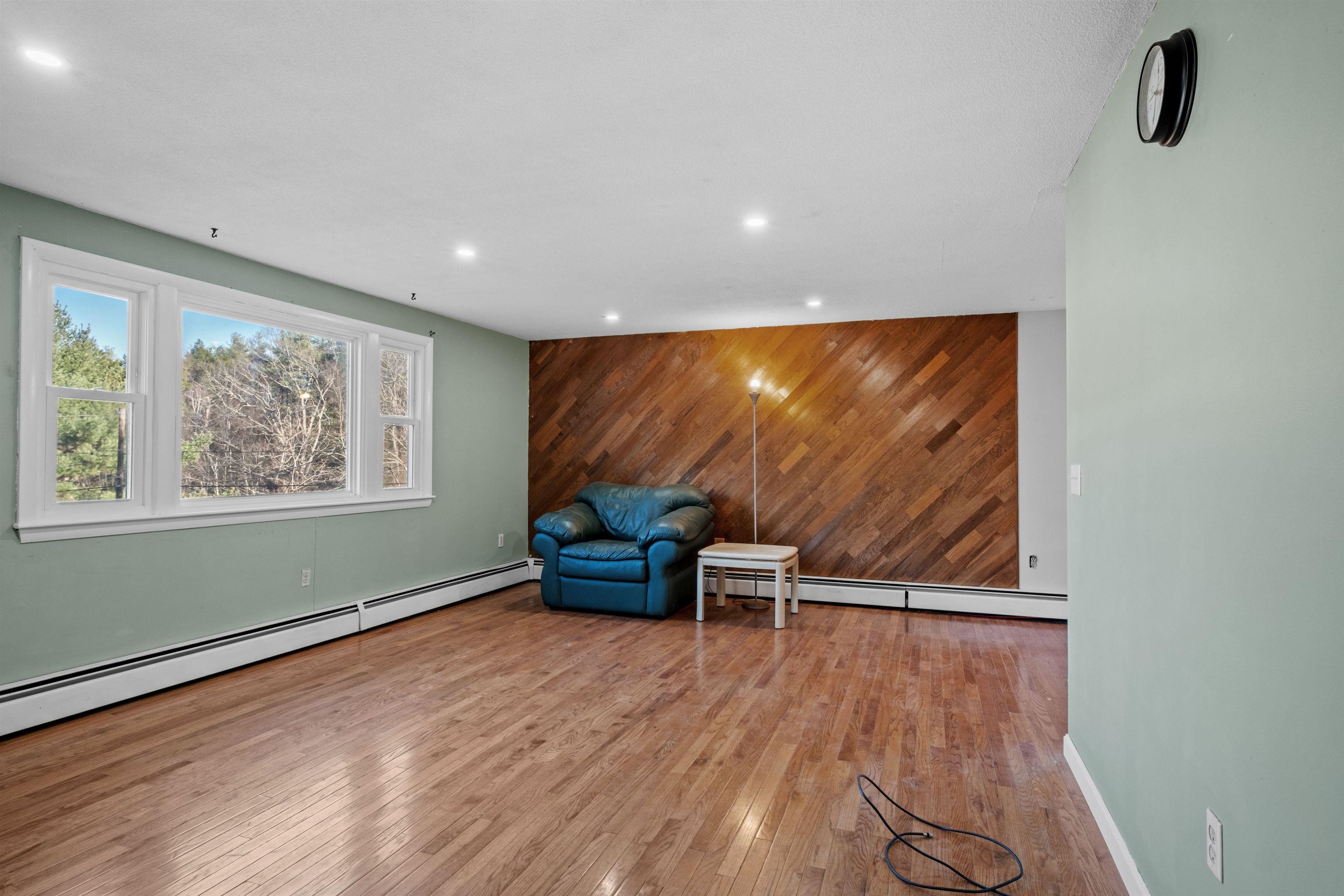 3 Pioneer Valley Street