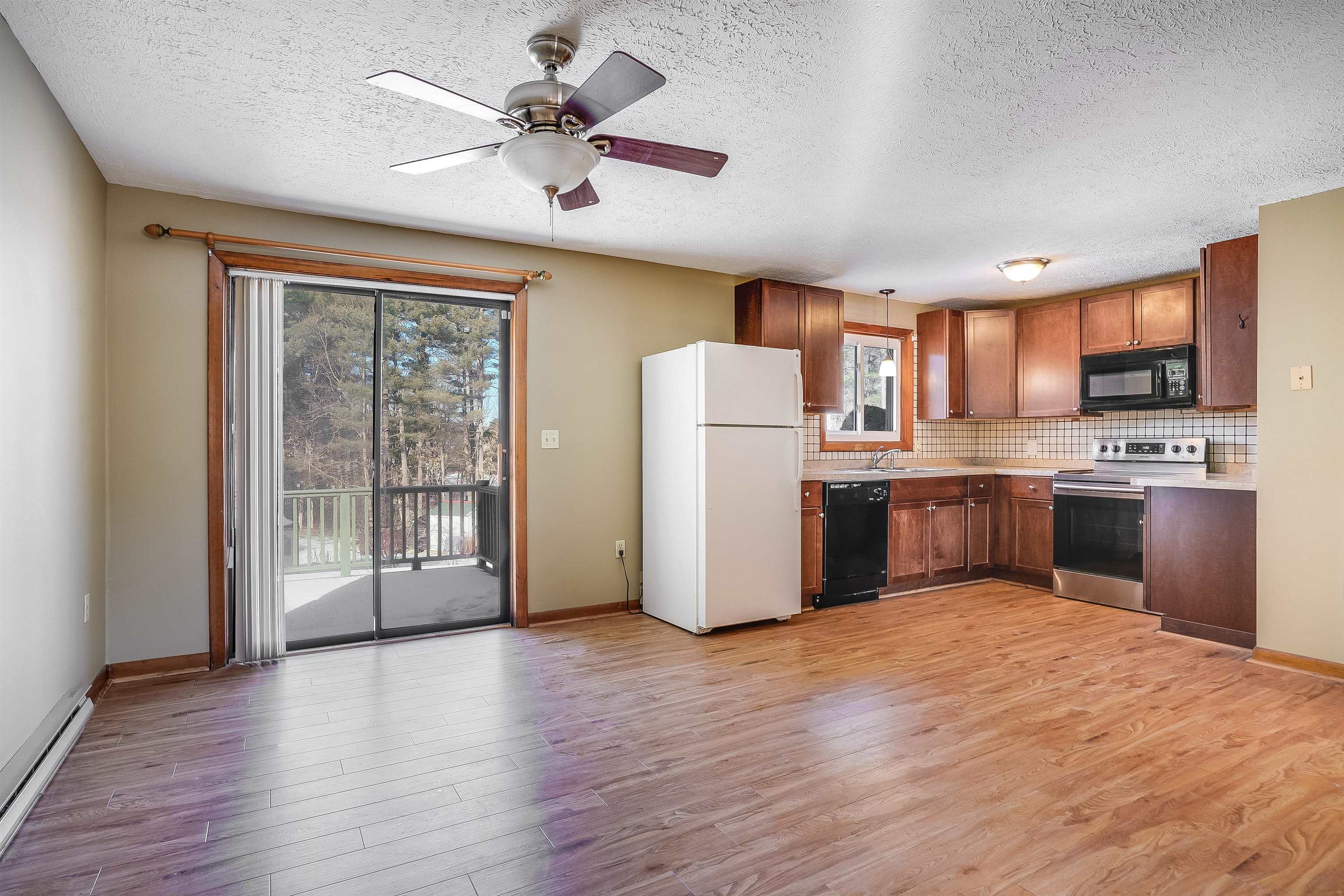 5 Rocco Drive Unit: L