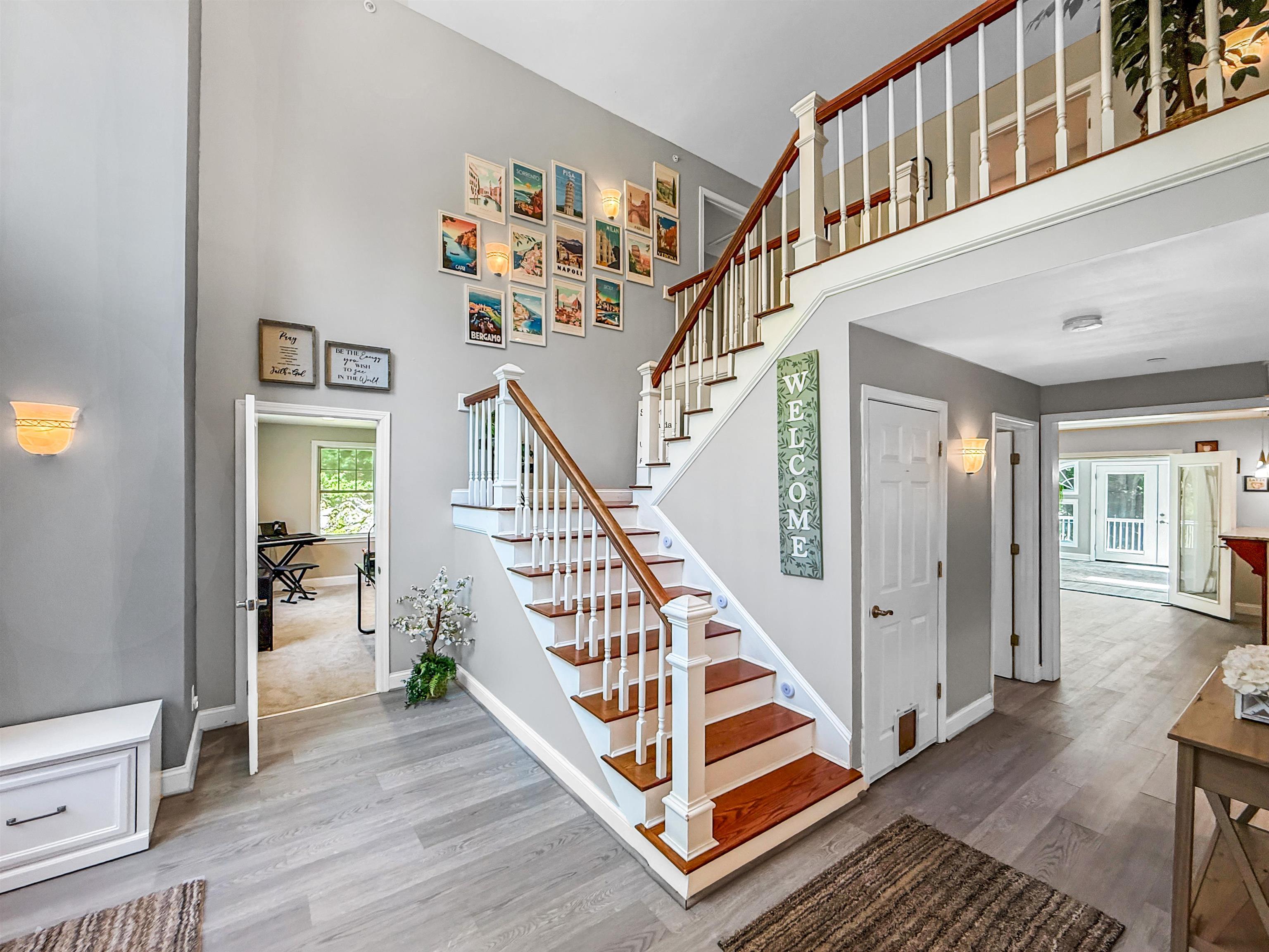 15 Stone Fence Drive