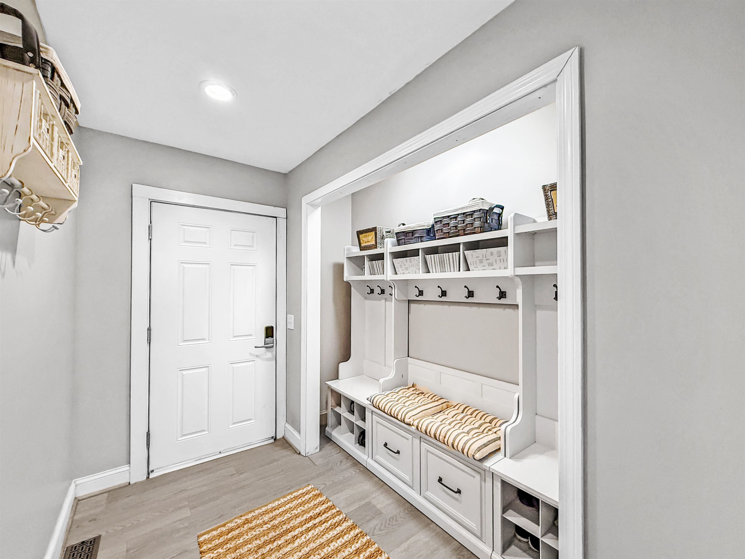 15 Stone Fence Drive