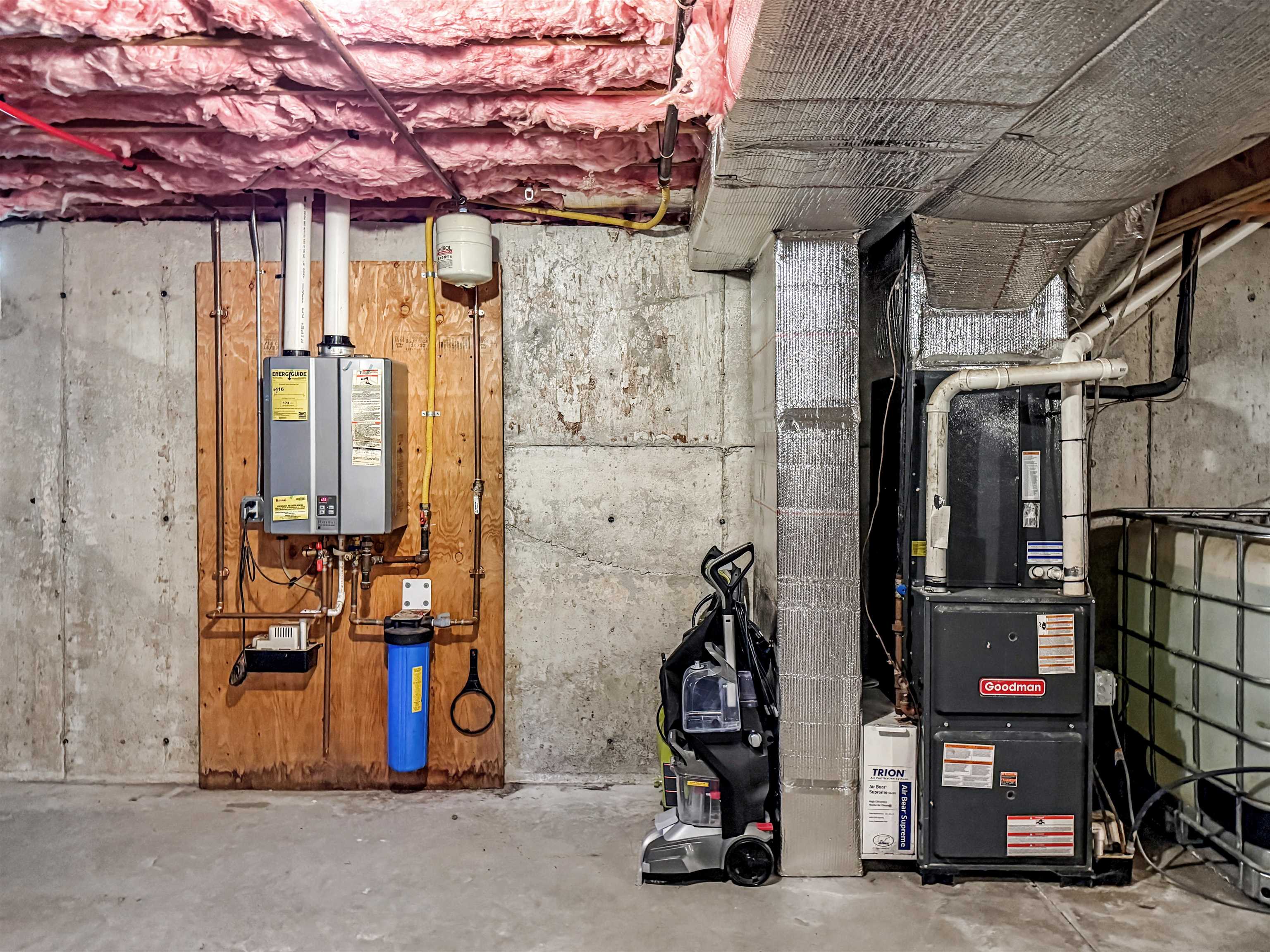 15 Stone Fence Drive