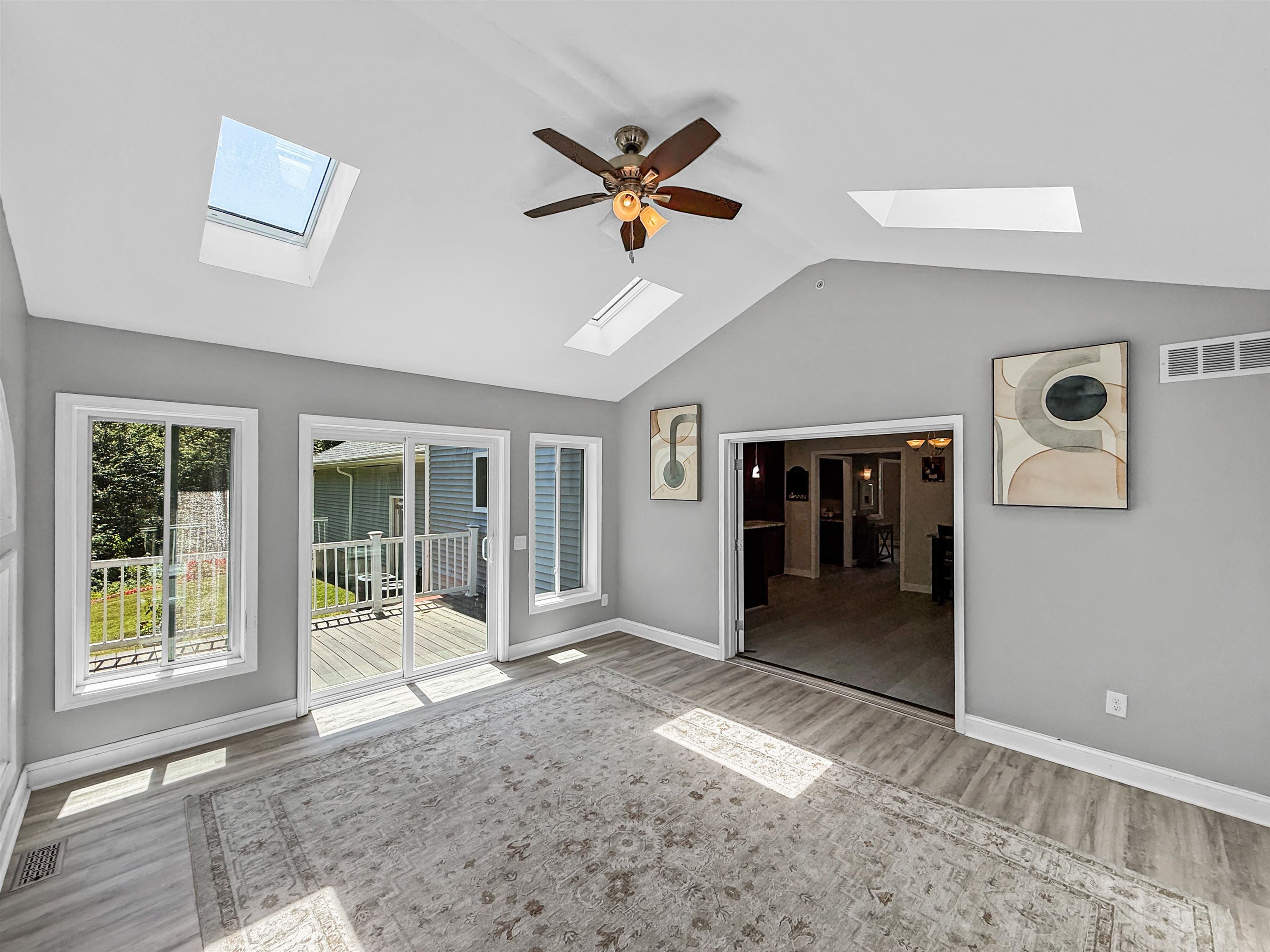 15 Stone Fence Drive