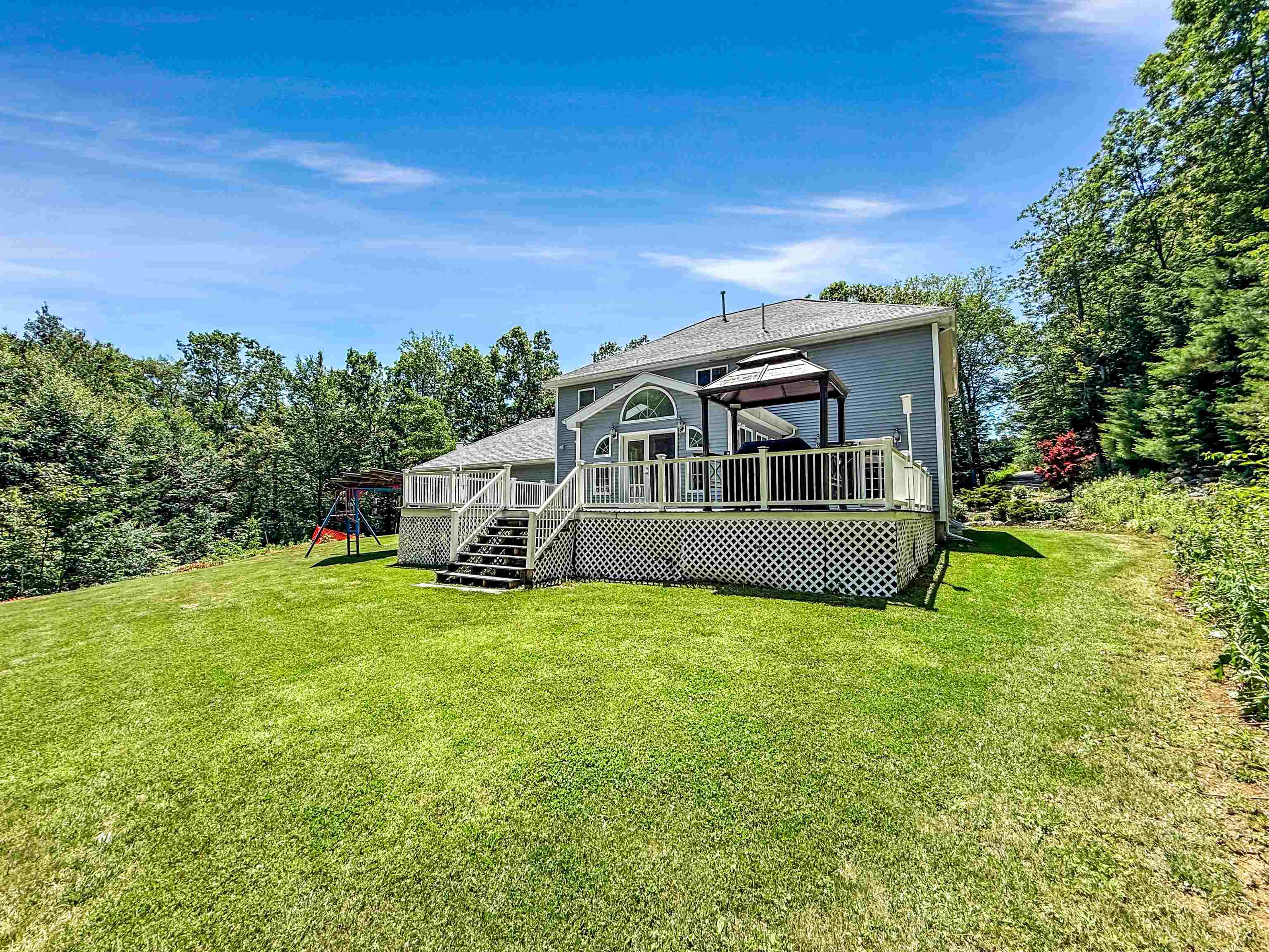 15 Stone Fence Drive