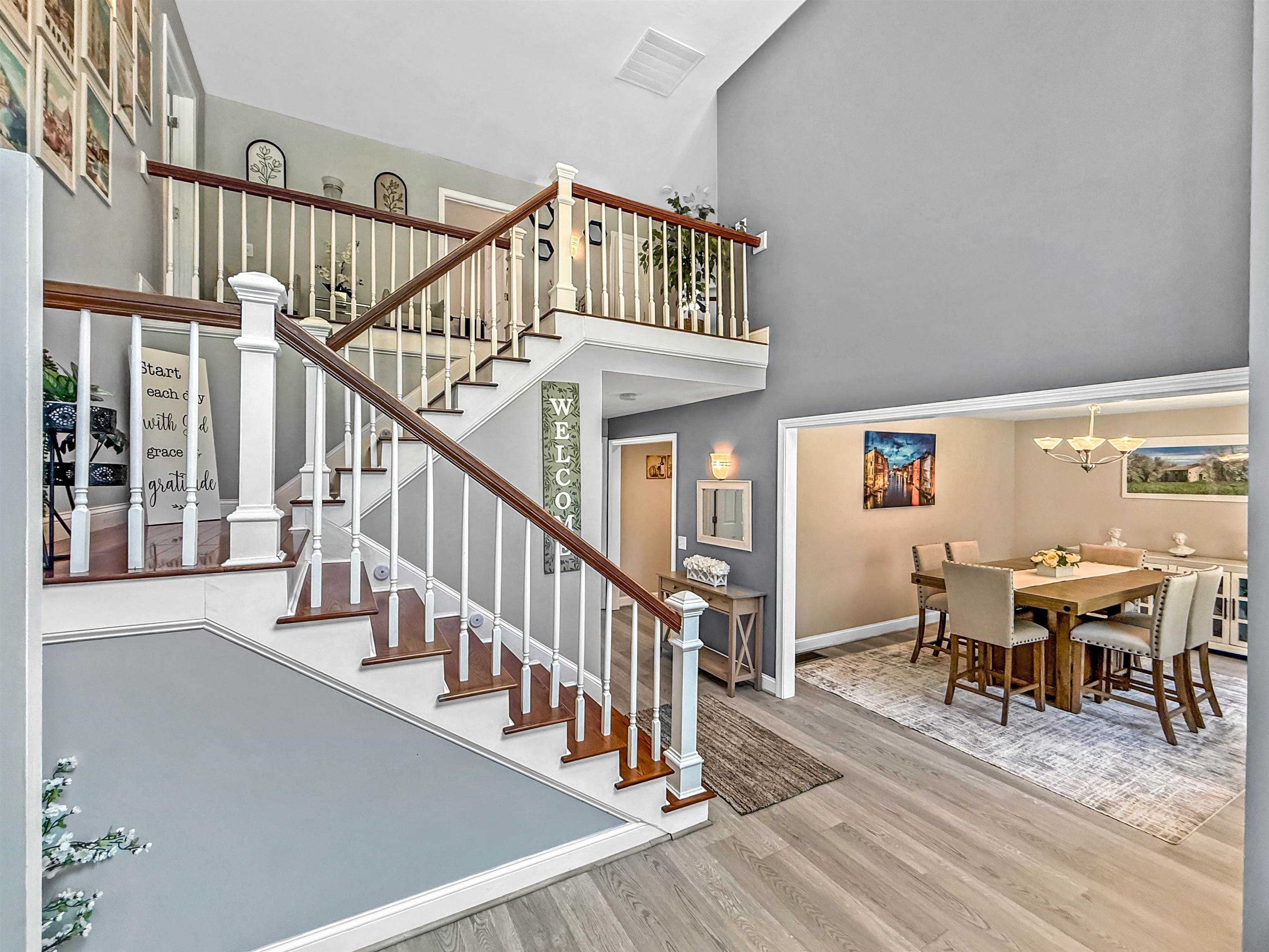 15 Stone Fence Drive